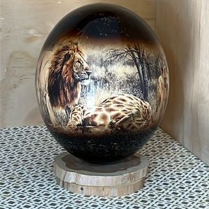 EUC ~ Decoupage Ostrich Egg ~ Serengeti Theme